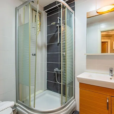 Lovely And Central Flat Near Nisantasi And Taksim 아파트 *
