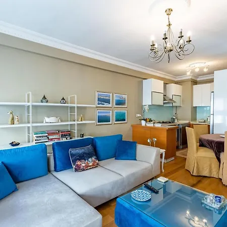 Lovely And Central Flat Near Nisantasi And Taksim 아파트