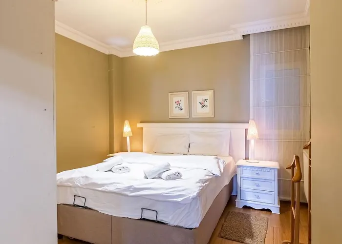 Lovely And Central Flat Near Nisantasi And Taksim *